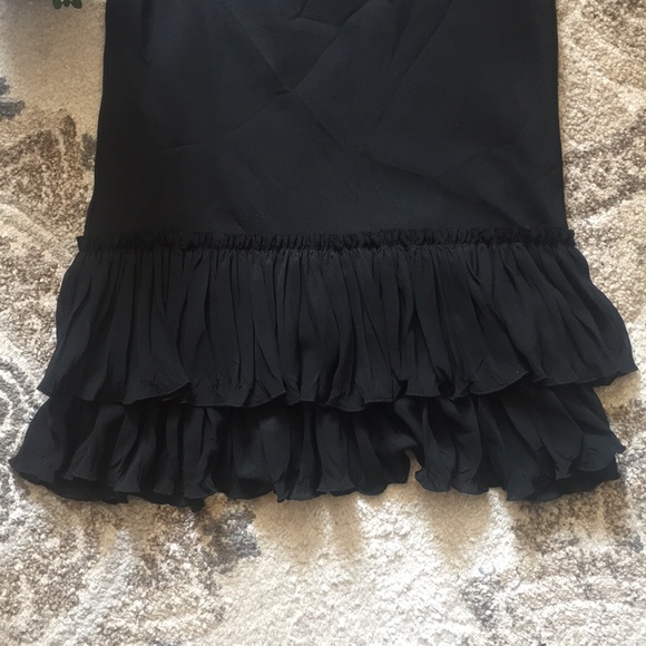 🆕 SMART SET | Fluted Skirt - Picture 2 of 4